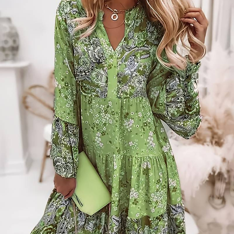 Liora – Boho-Kleid mit fließendem Schnitt und floraler Eleganz