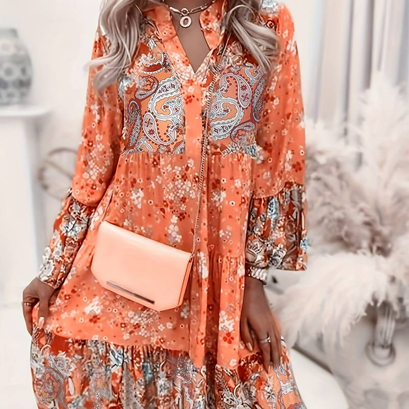 Liora – Boho-Kleid mit fließendem Schnitt und floraler Eleganz